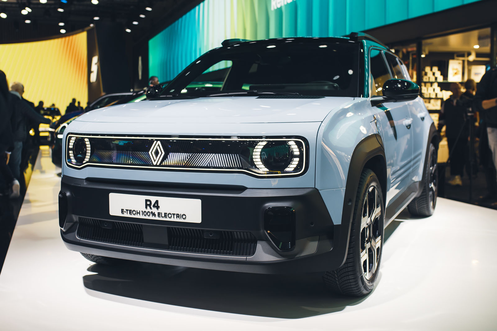 New Renault 4 undercuts Mini and Fiat rivals with prices from £27k