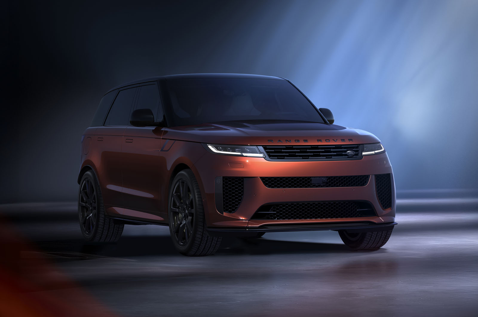 JLR profits halved in spring as US import tariffs took hold