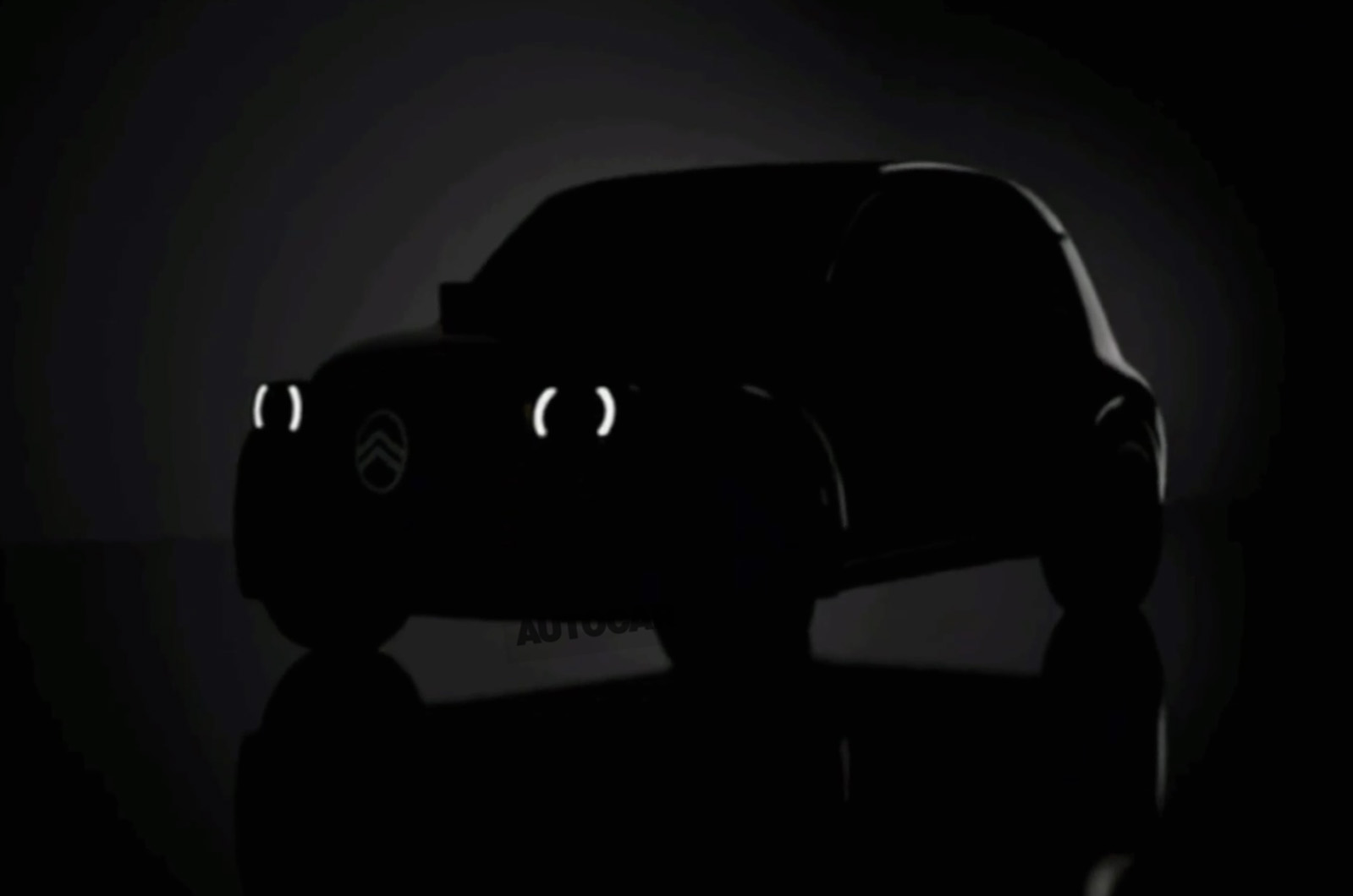 Citroën 確認經典 2CV 名稱回歸，全新電動小車預告登場