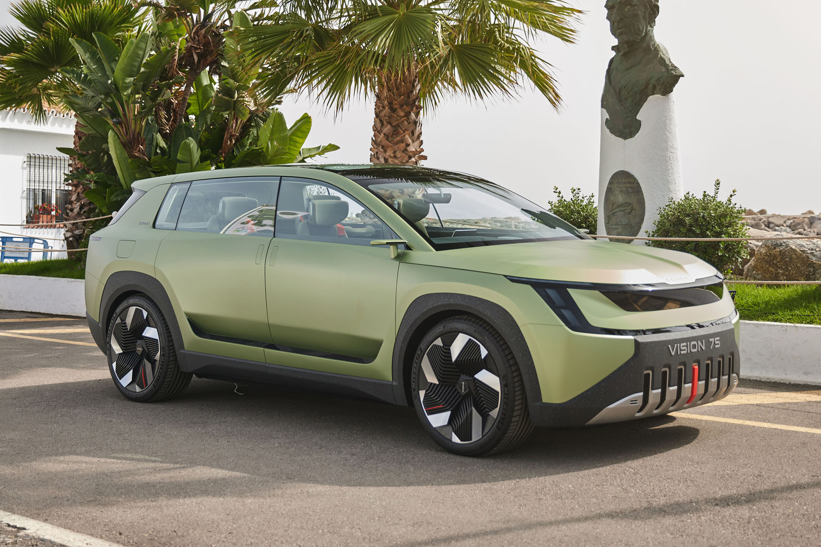 Skoda seven-seat EV due in 2026 as brand&#039;s new flagship