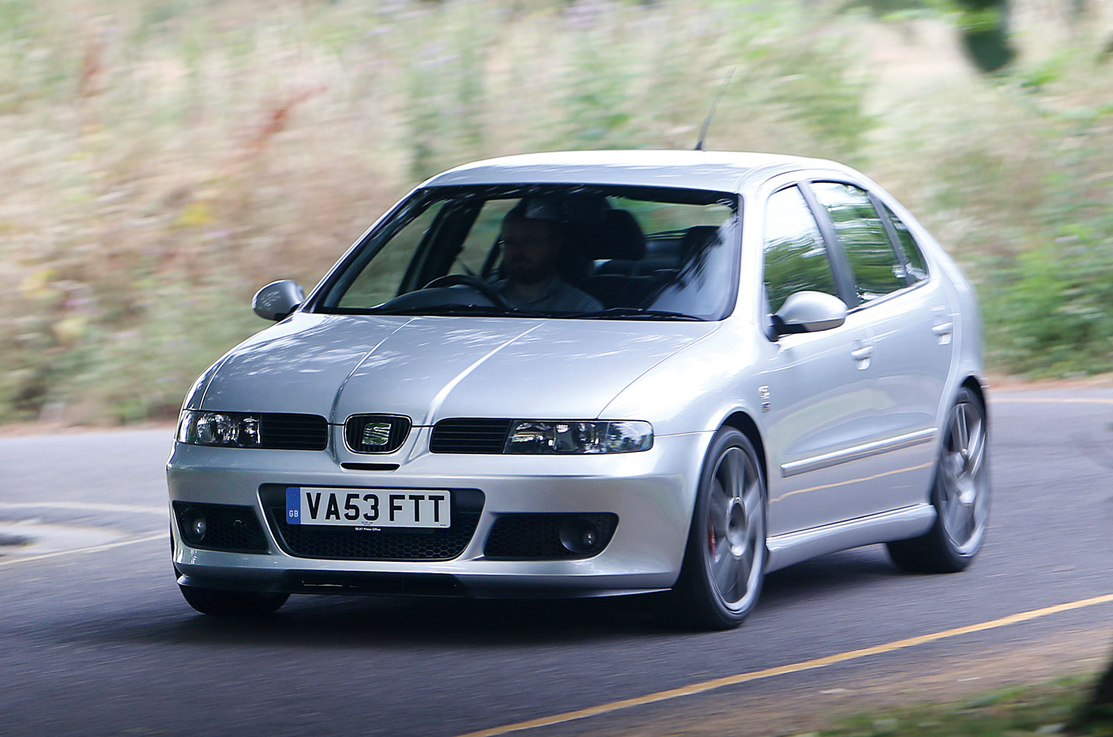 Seat Leon Cupra R Mk1 review | Past Masters | Autocar