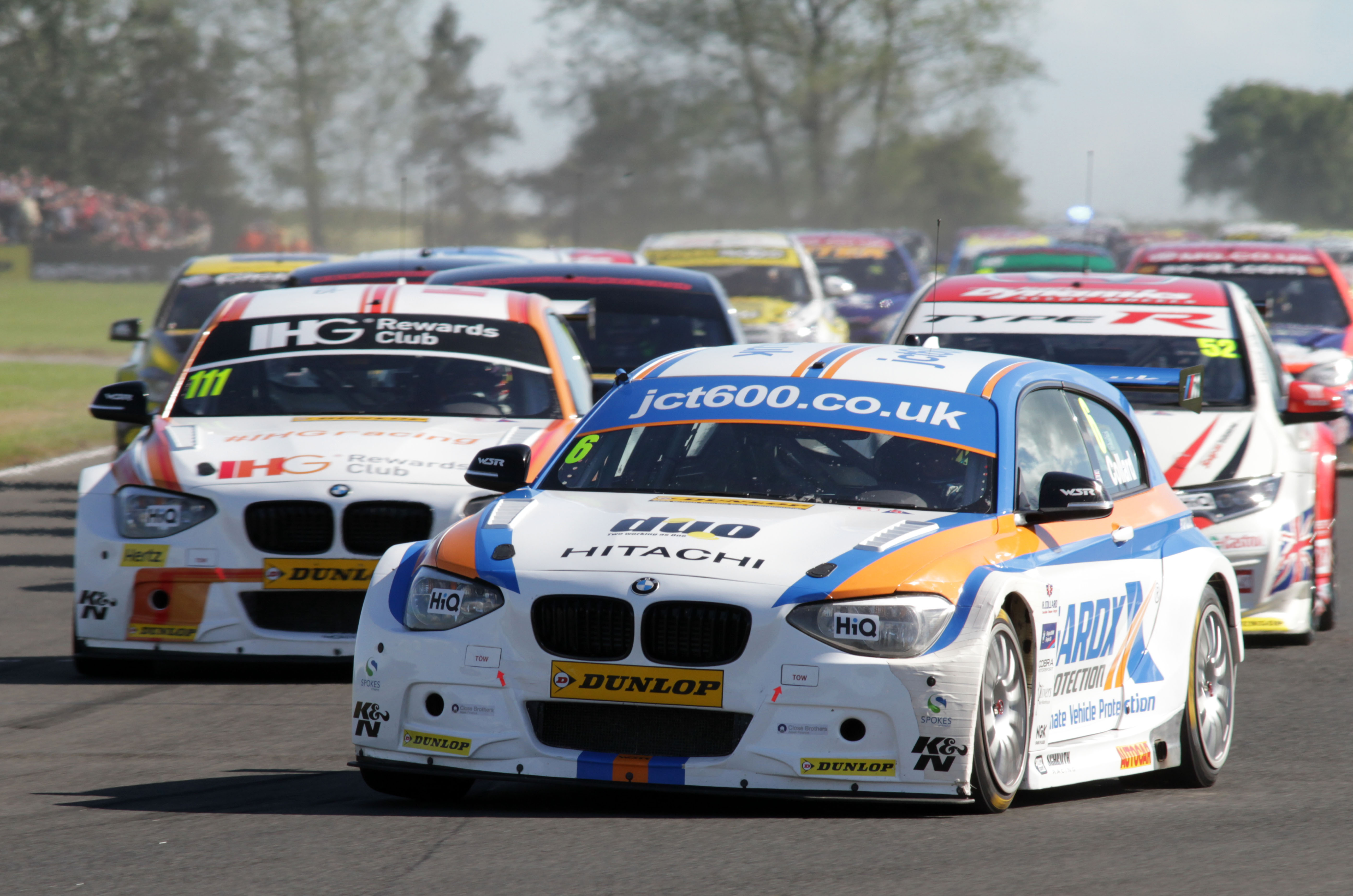 BMW team WSR dominates Croft BTCC event - video highlights