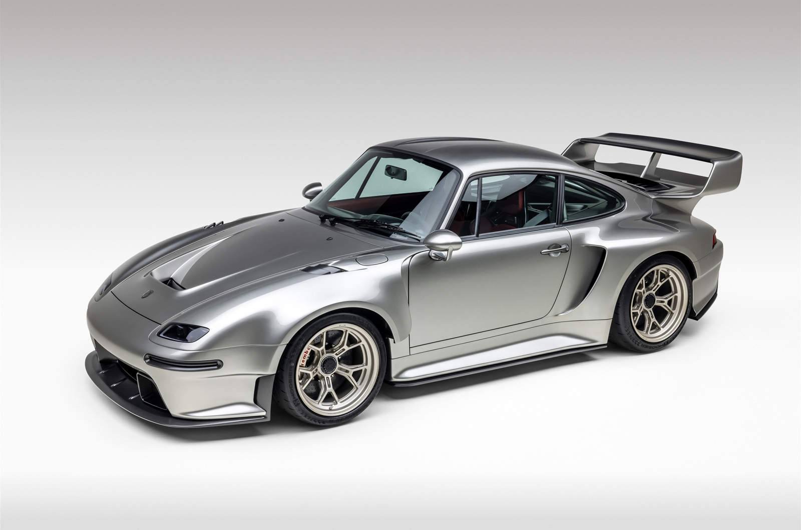 Gunther Werks F-26: Legendární 911 Slantnose s 1067 konských sil bojuje o rekord v Goodwoodu