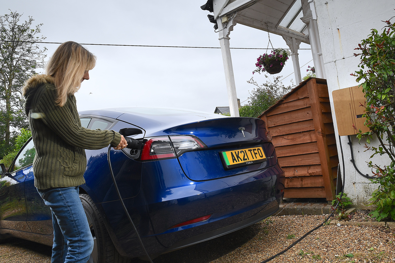 Seven ways to save money on EV charging