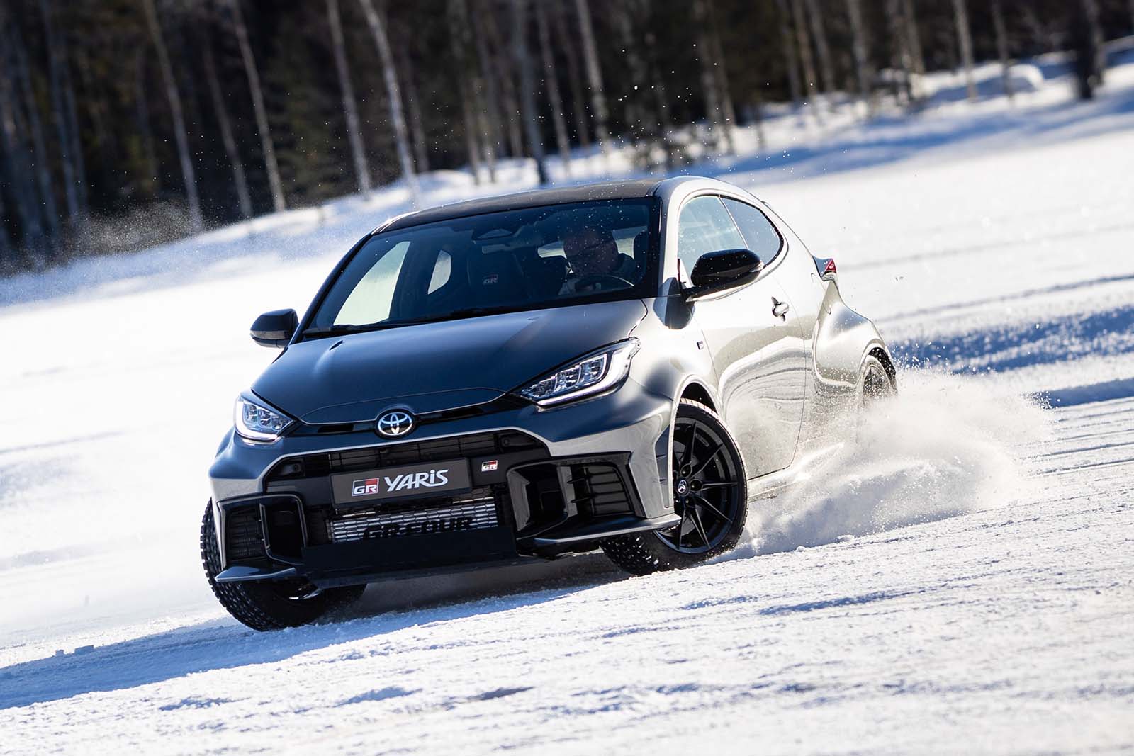 https://images.cdn.autocar.co.uk/sites/autocar.co.uk/files/images/car-reviews/first-drives/legacy/toyota_gr_yaris_front_drift.jpg