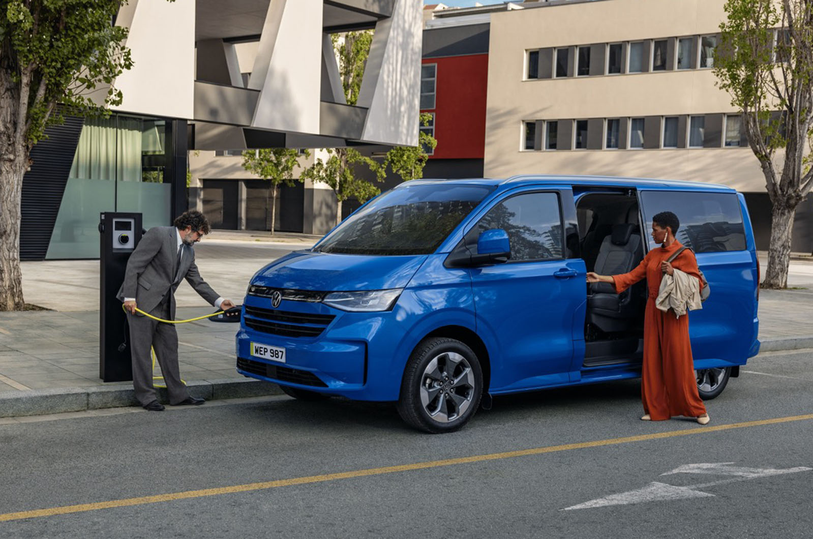 Volkswagen adds electric variants of Transporter Shuttle and Kombi