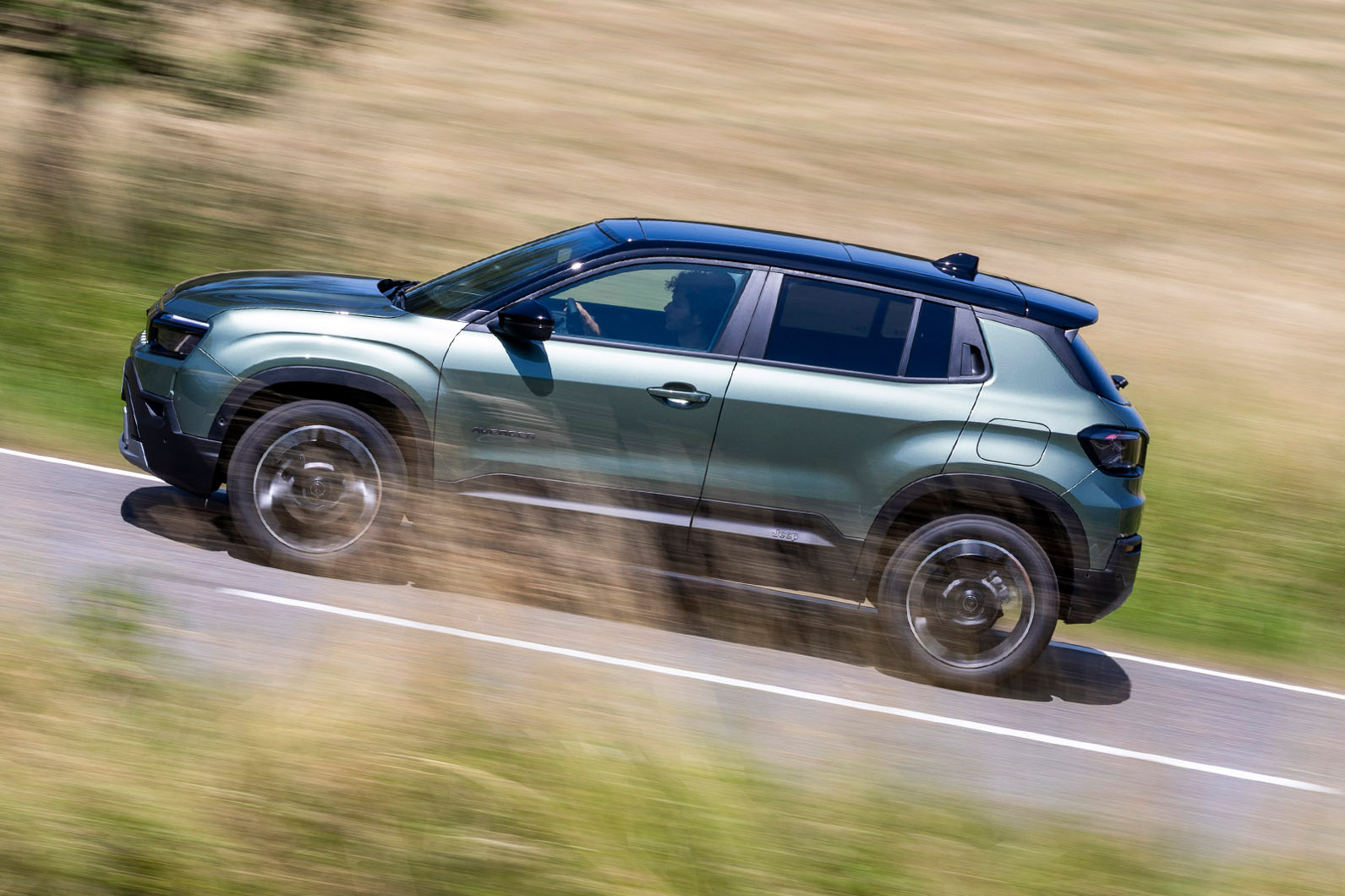 Jeep Avenger 4xe EV review 2026 002