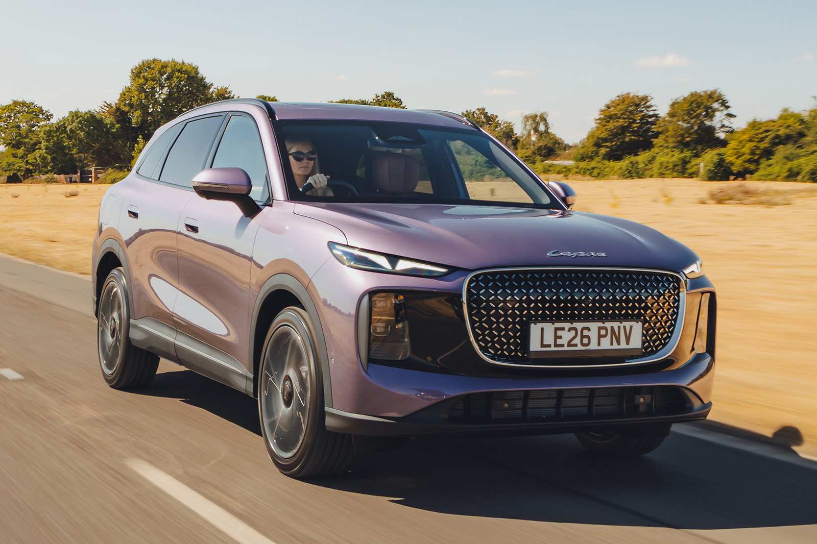Lepas L8 v prodeji: Levný plug-in hybrid, který by vám mohl překvapivě stát za peníze