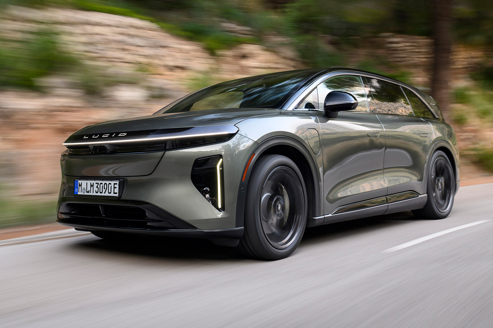 Lucid Gravity review 2026 001