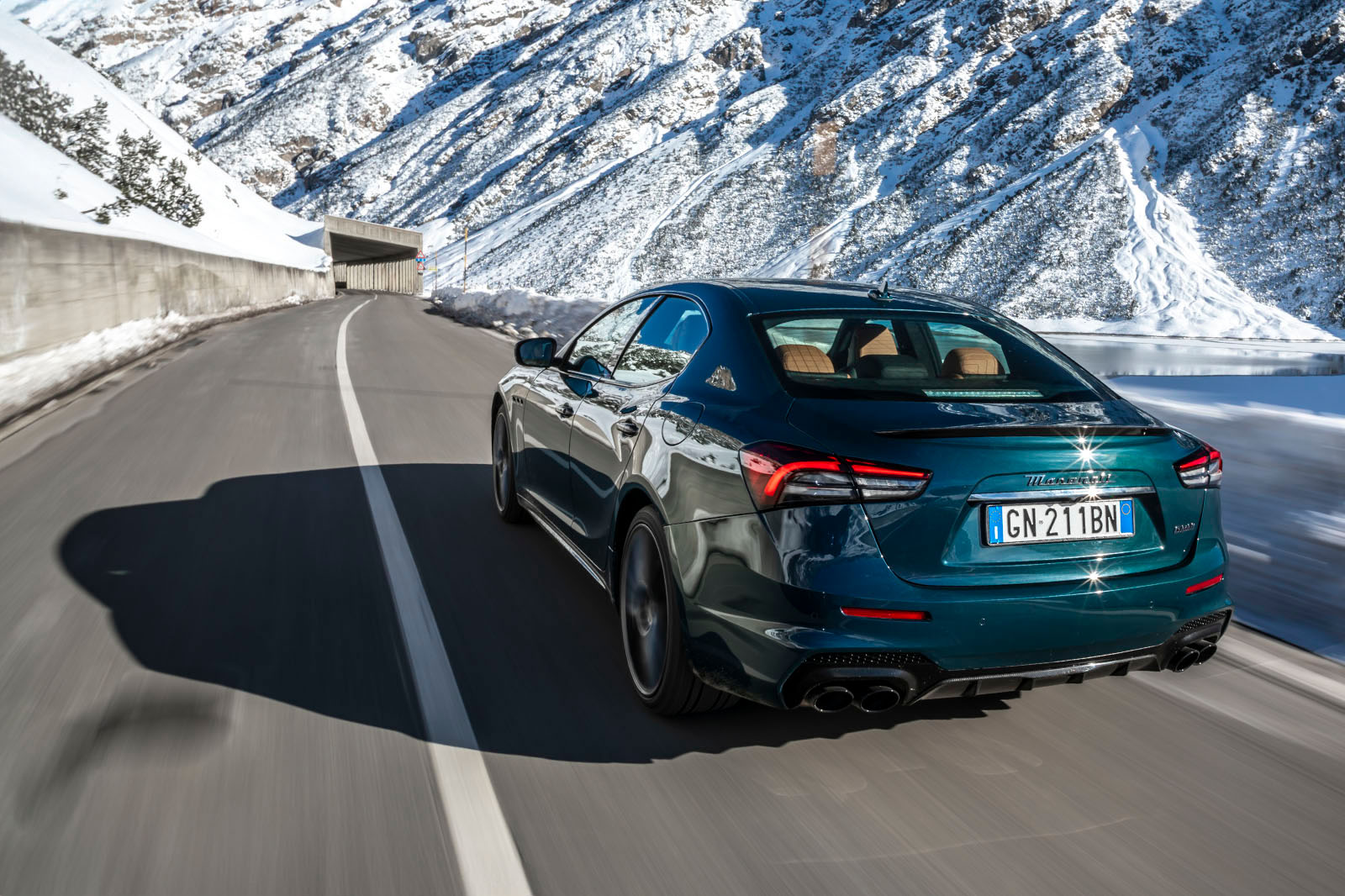 `maserati Ghibli 334 Ultima  eview 2023 02 rear tracking