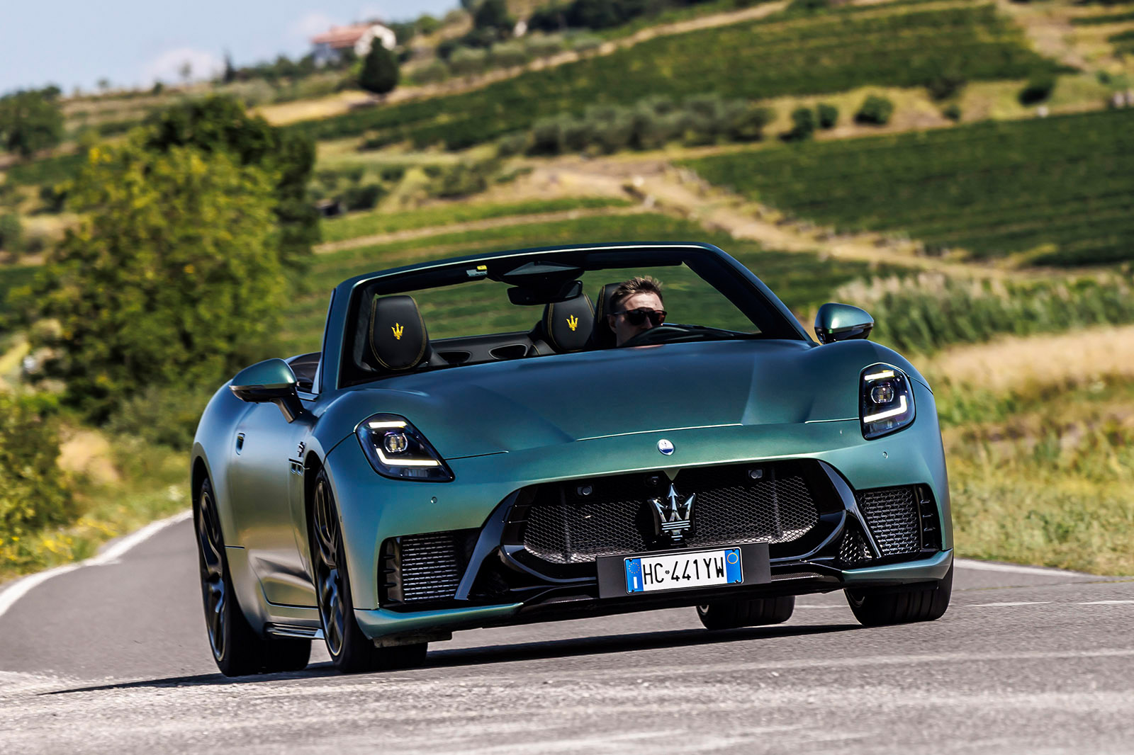 Maserati GranCabrio s novým V6: Luxusní kabriolet, který chce konkurovat Mercedes SL