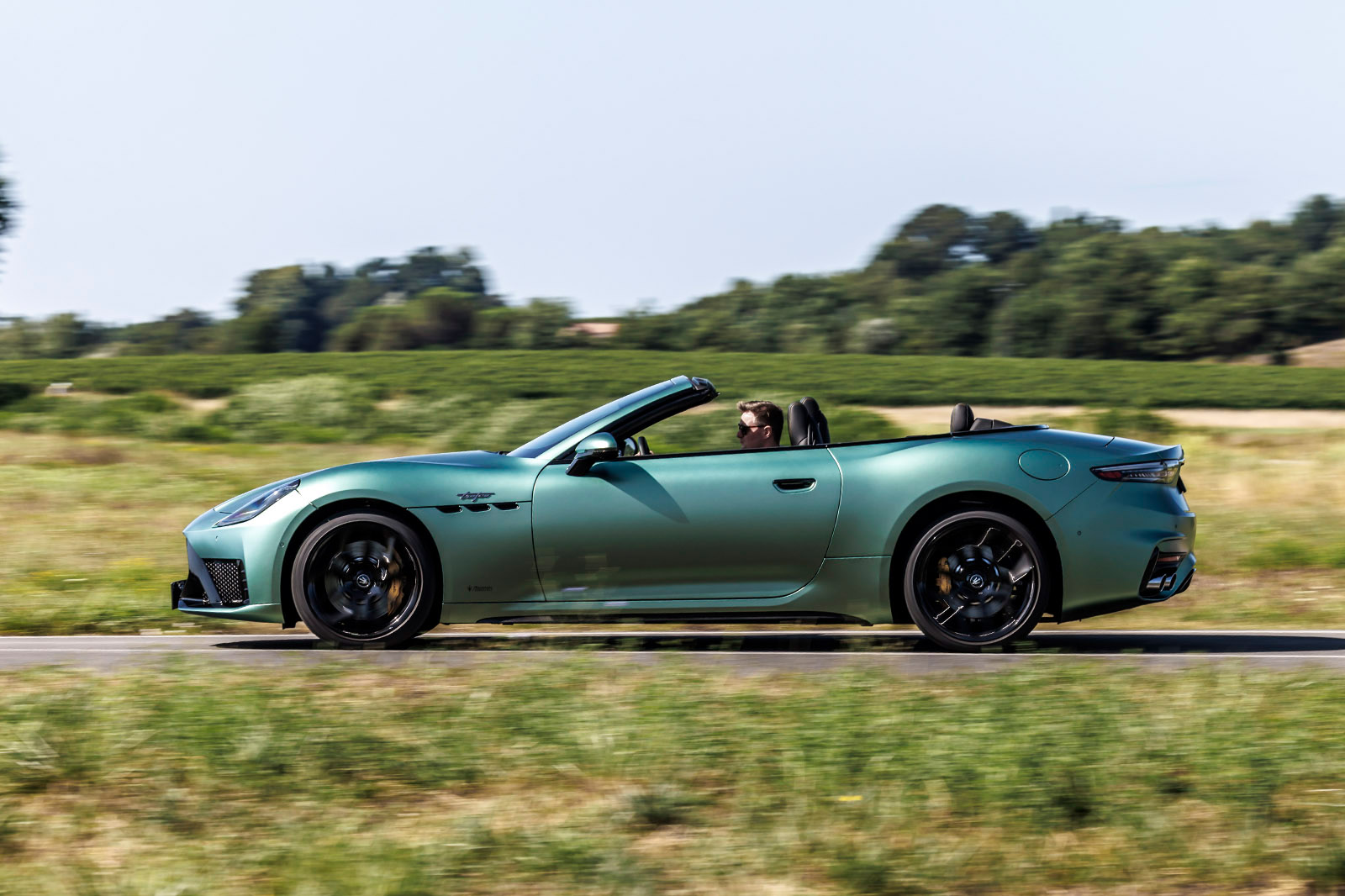 Maserati GranCabrio Trofeo V6 review 2026 081