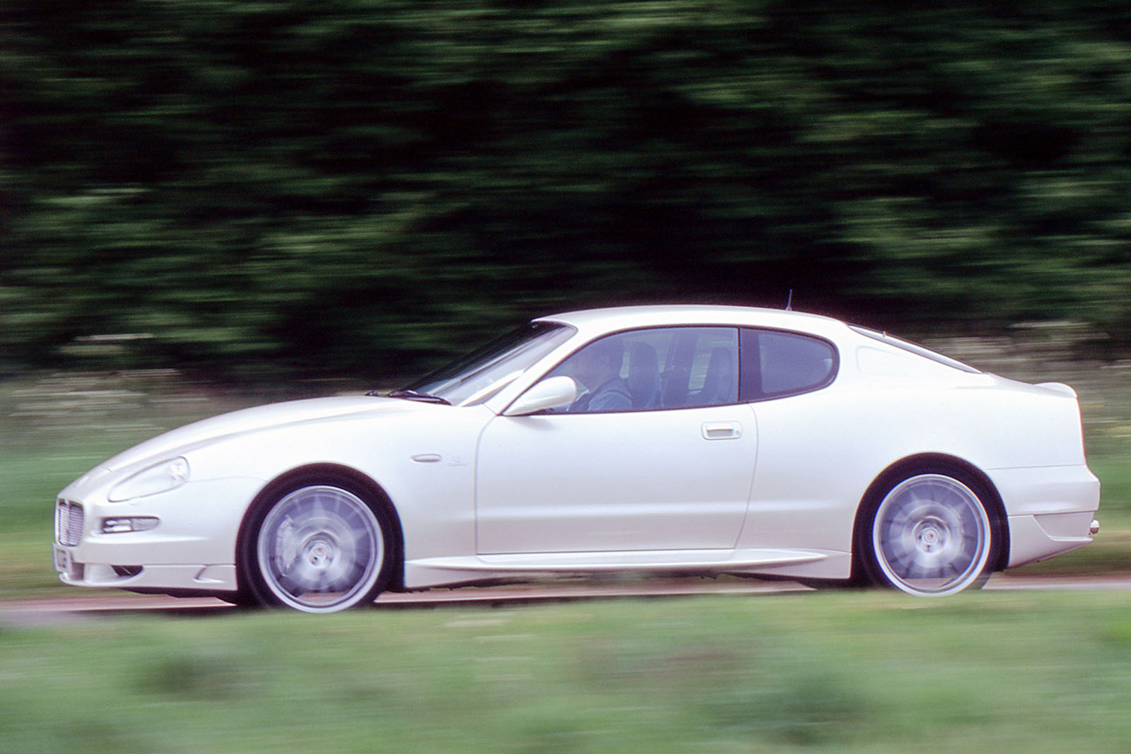 Maserati Gransport side