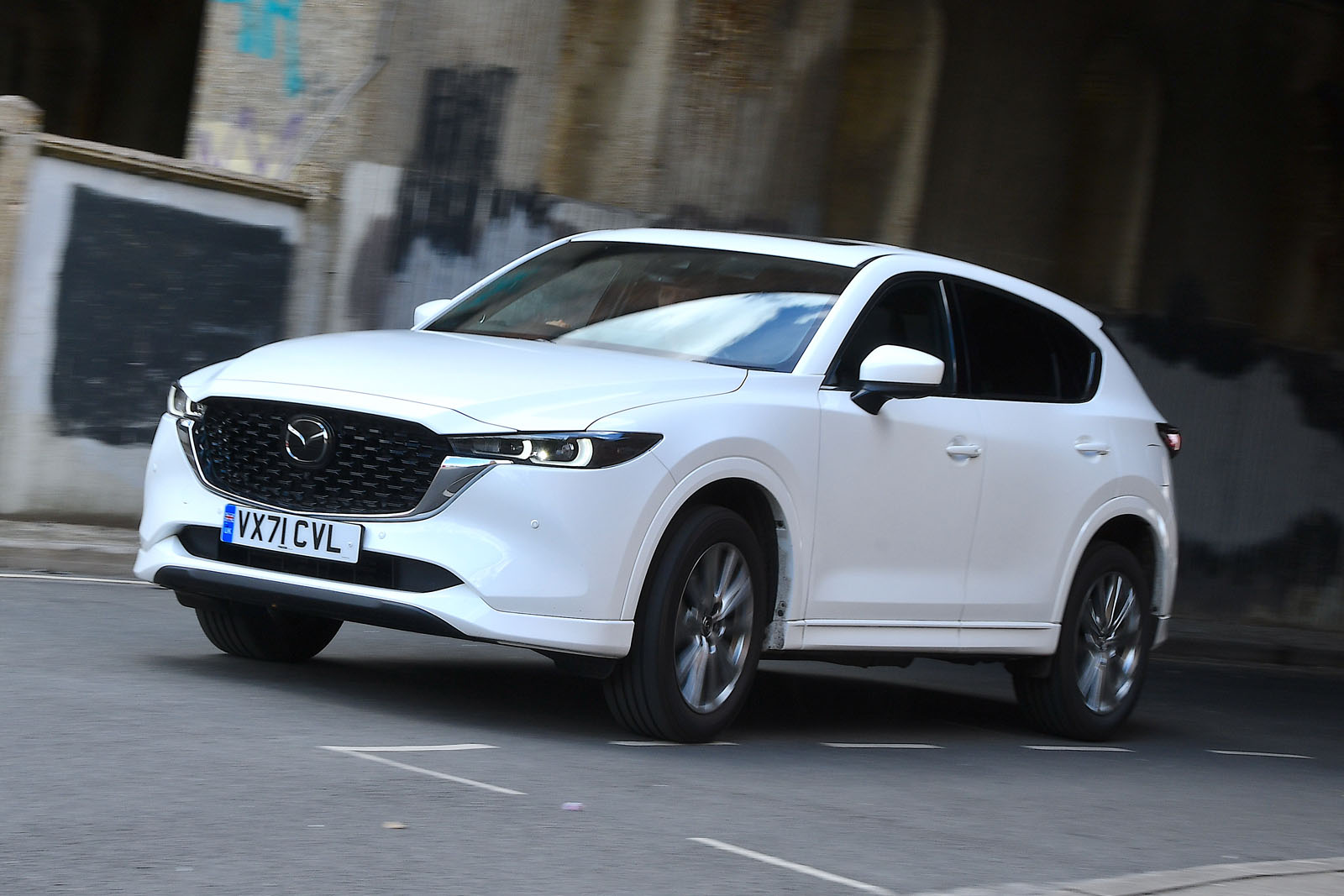 https://images.cdn.autocar.co.uk/best small suvs mazda cx-5