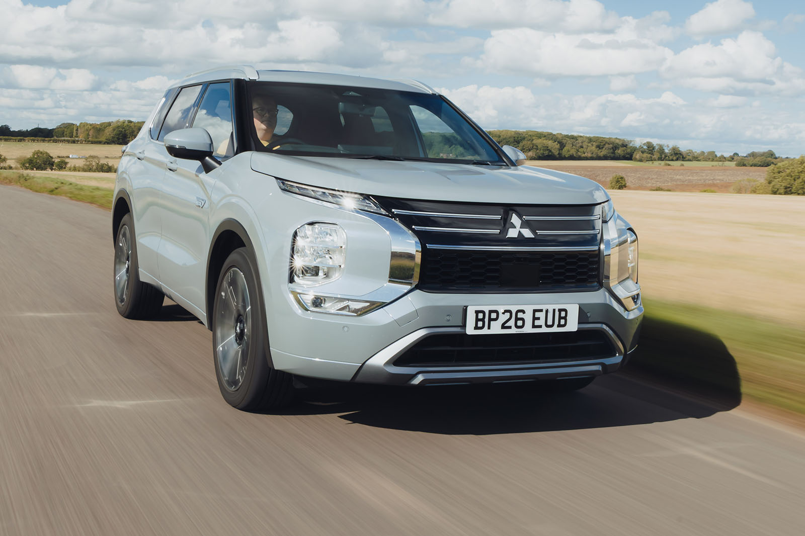Mitsubishi Outlander FD 15.9.26 2 Mitsubishi Outlander FD 15.9.26 2