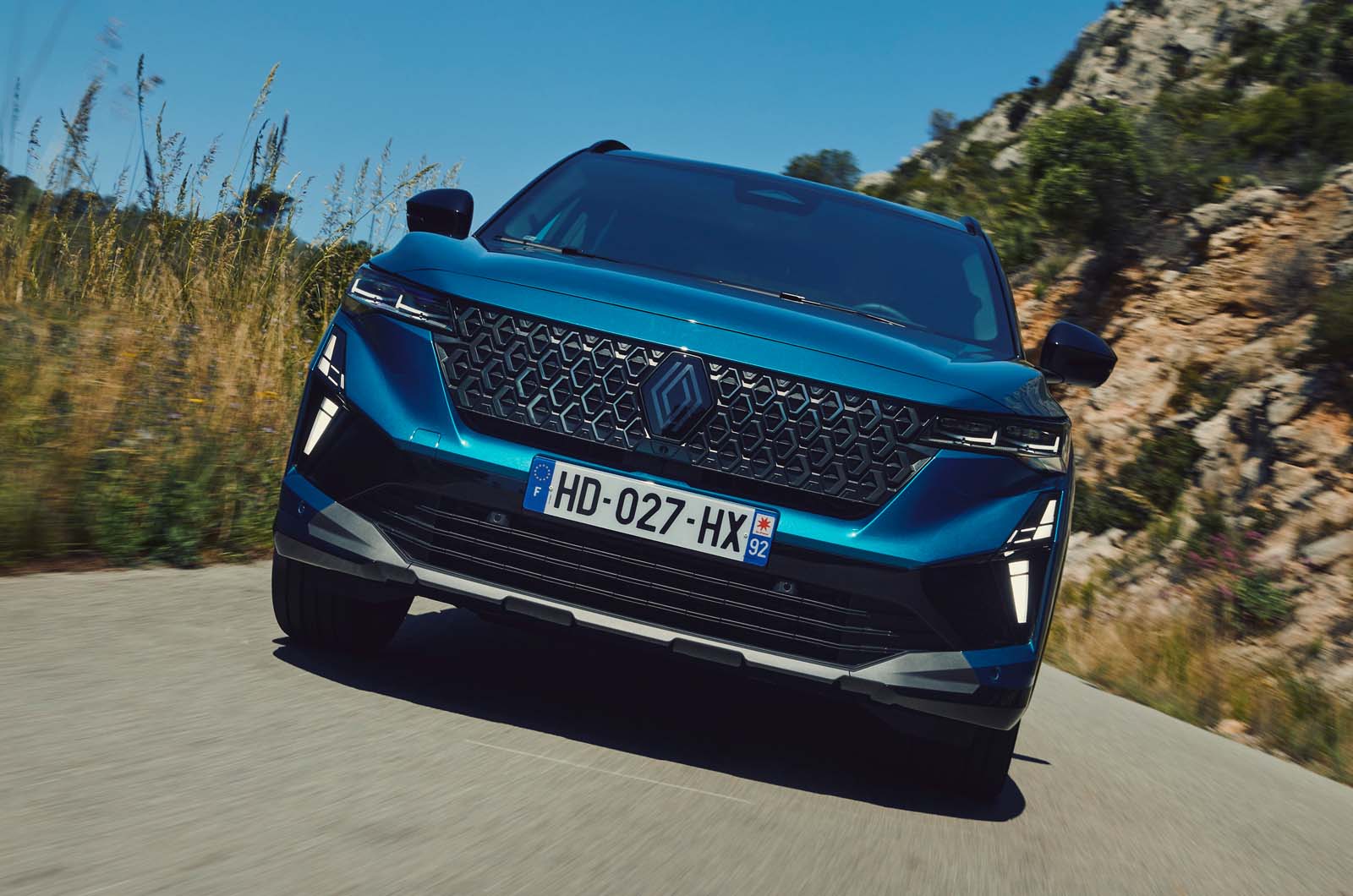 New Renault Austral   Esprit Alpine   front   dynamic