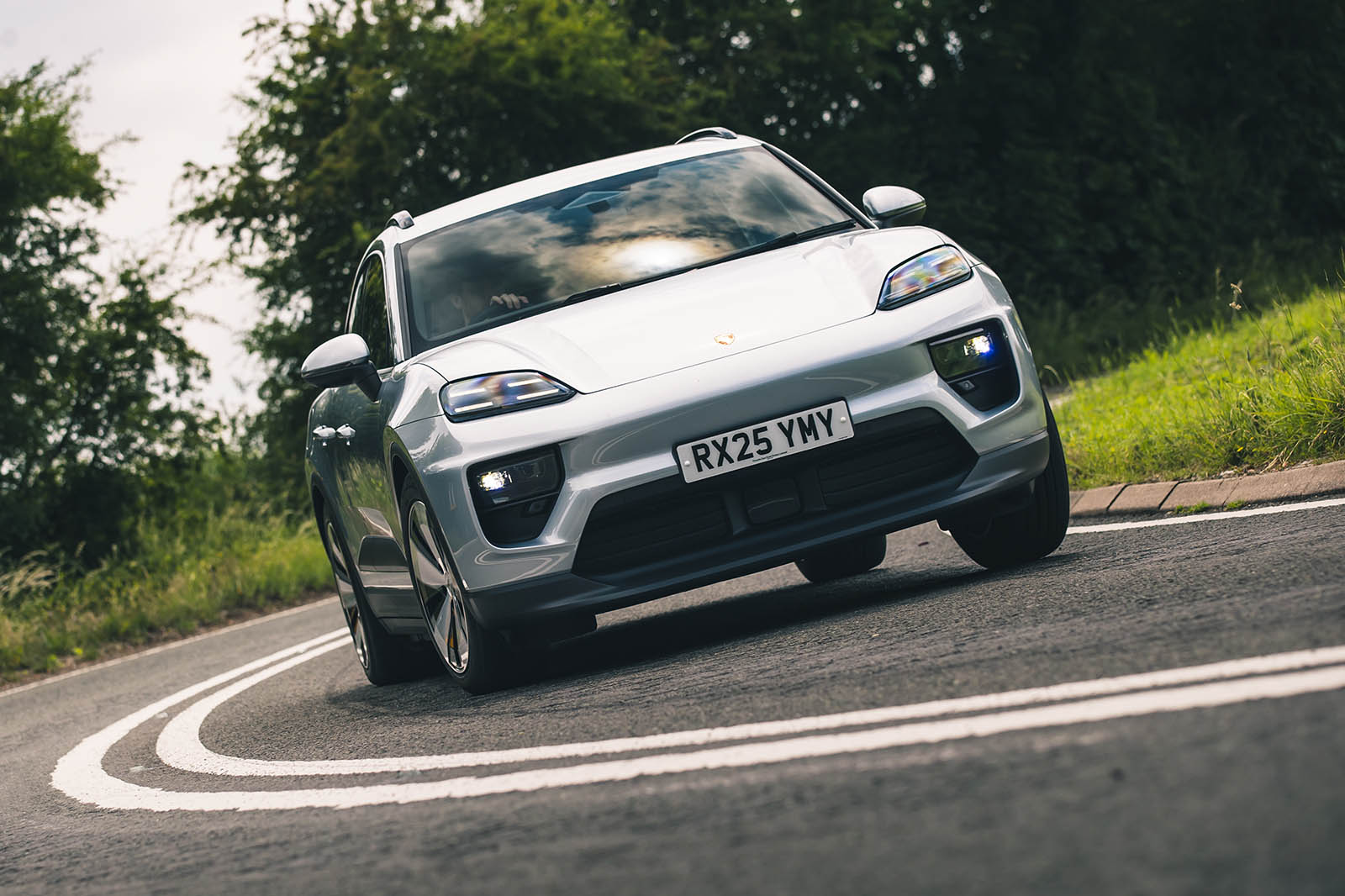 Porsche Macan EV review 2025 001