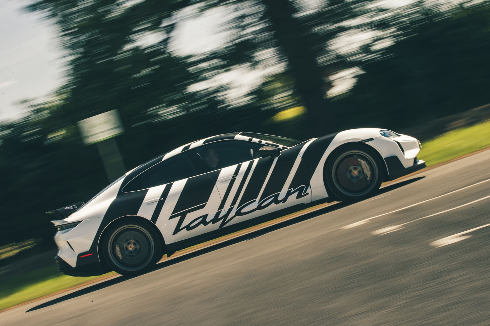 Porsche Taycan Turbo GT 2025 Review pan 39