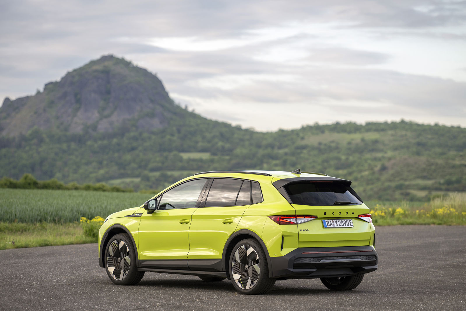 Skoda Elroq VRS review 2025 17 rear static