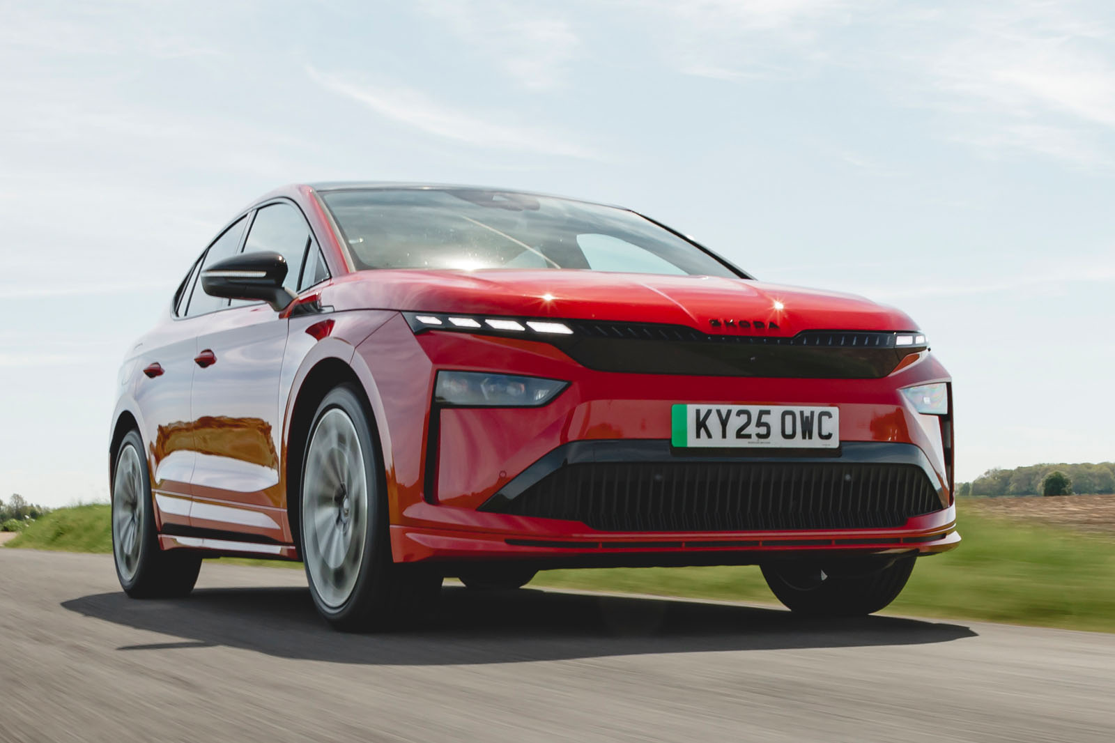 Skoda Enyaq 2025 Review front tracking 50