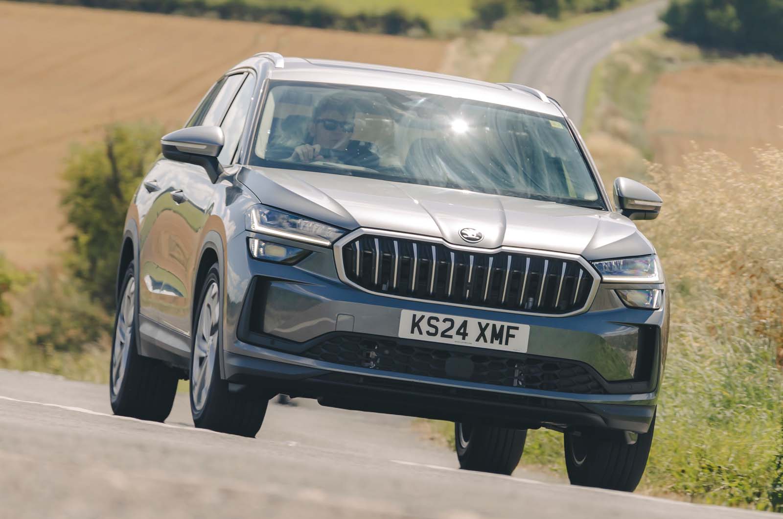 https://images.cdn.autocar.co.uk/skoda-kodiaq-cornering-best-large-suvs