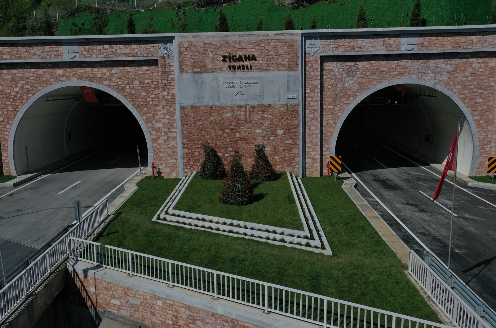 Zigana Tunnel, Turkiye - 14.48 km