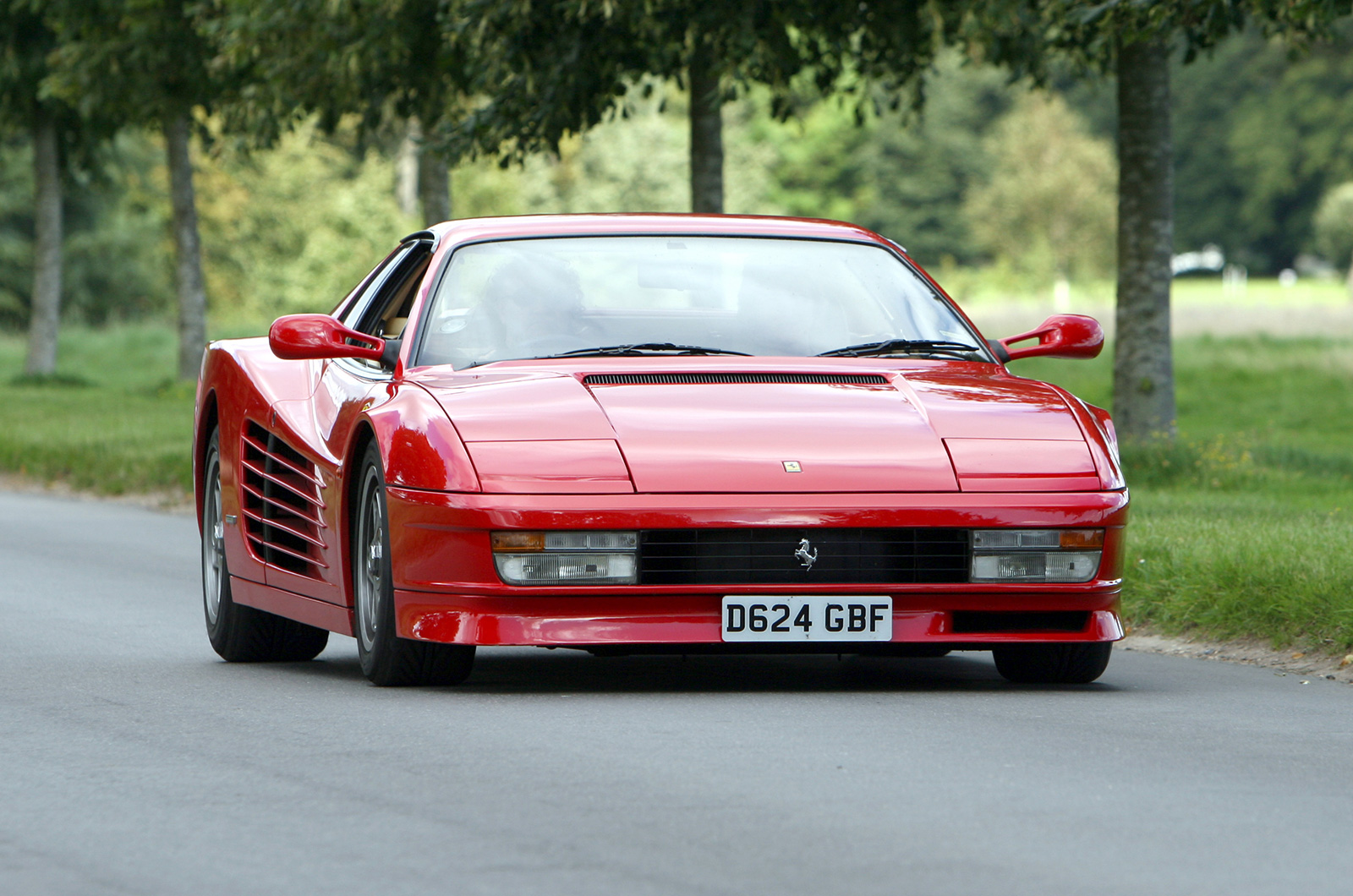 Ferrari Testarossa (1984)
