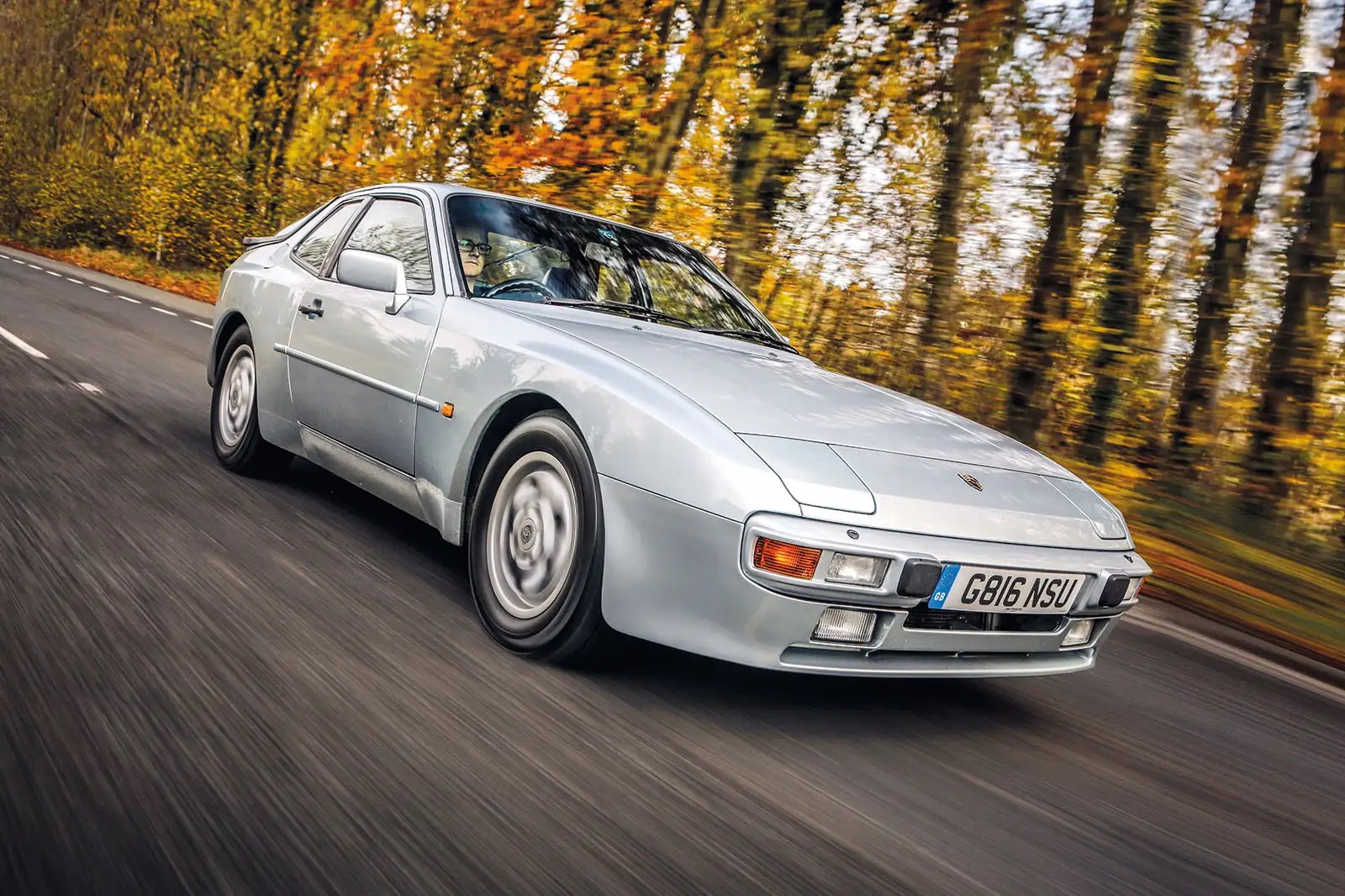 Porsche 944