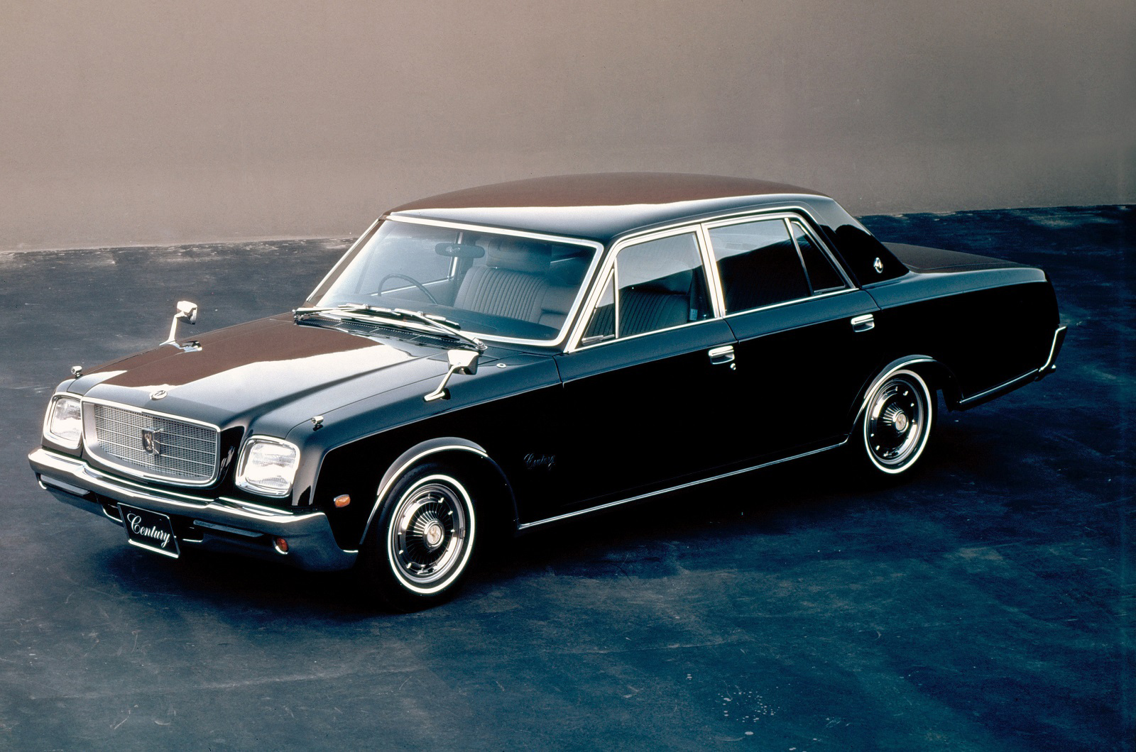 Toyota Century (mk1, 1967-1997) &ndash; 30 YEARS