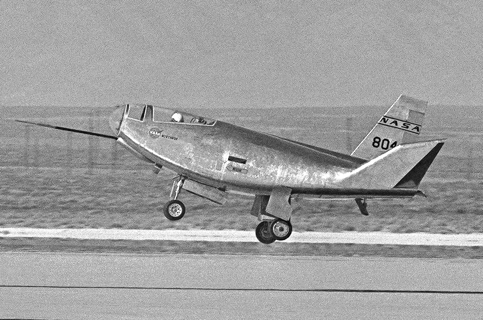  Northrop HL-10 Lifting Body