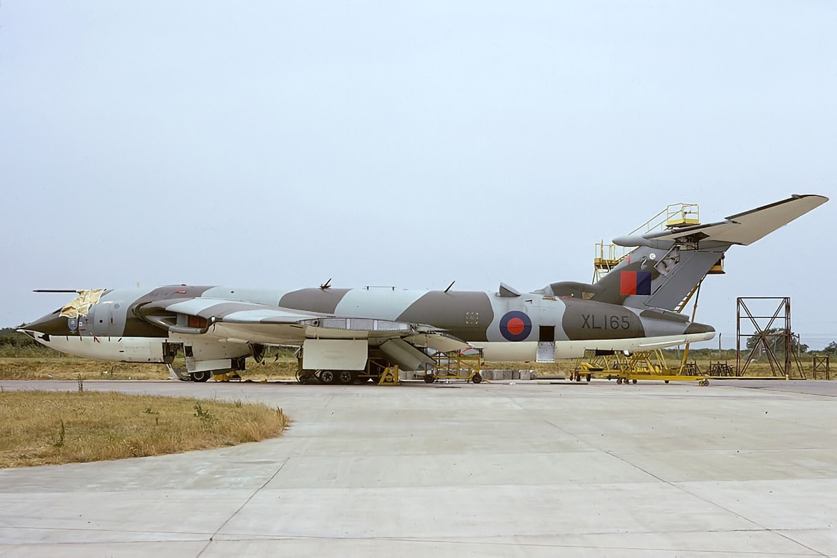 Handley Page Victor SR2