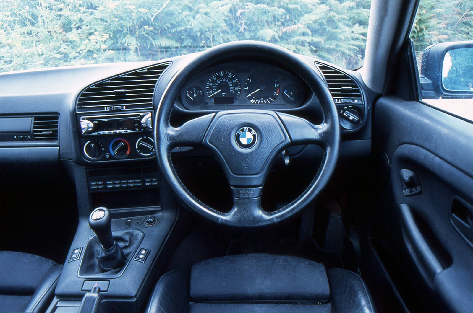 BMW 328i (E36) 