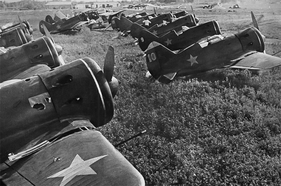 Polikarpov I-16