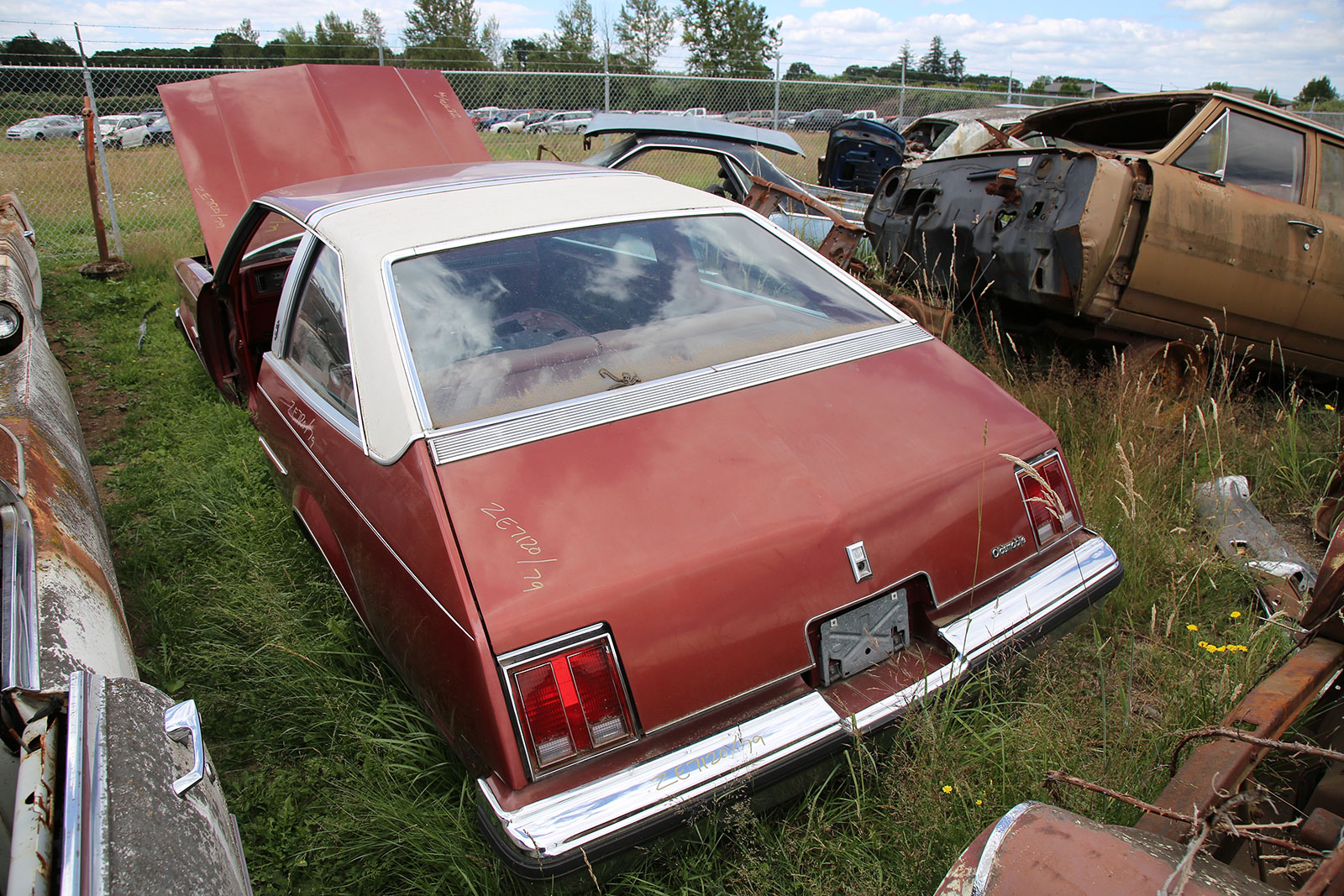 OLDSMOBILE CUTLASS - 1979