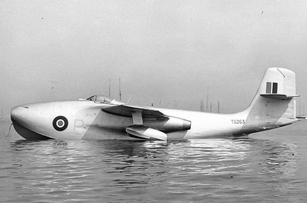  Saunders-Roe SR.A/1 - 824 km/u