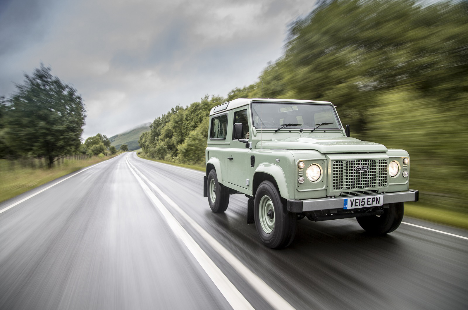 Land Rover 90/110/Defender (1983)