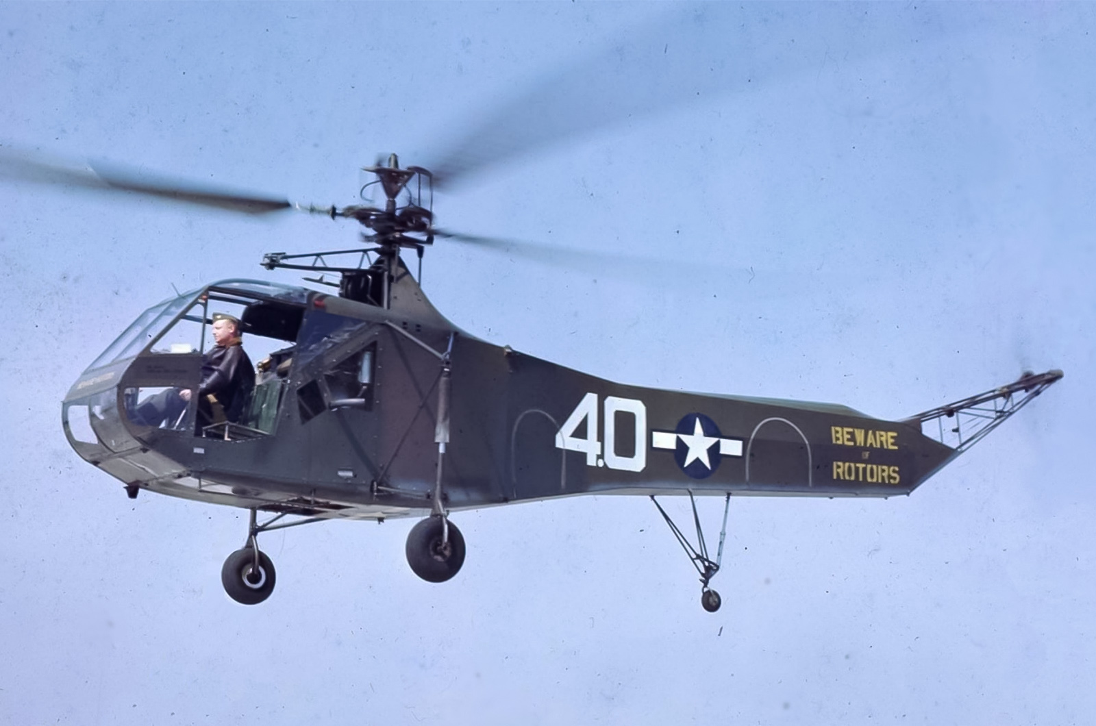  Sikorsky R-4B