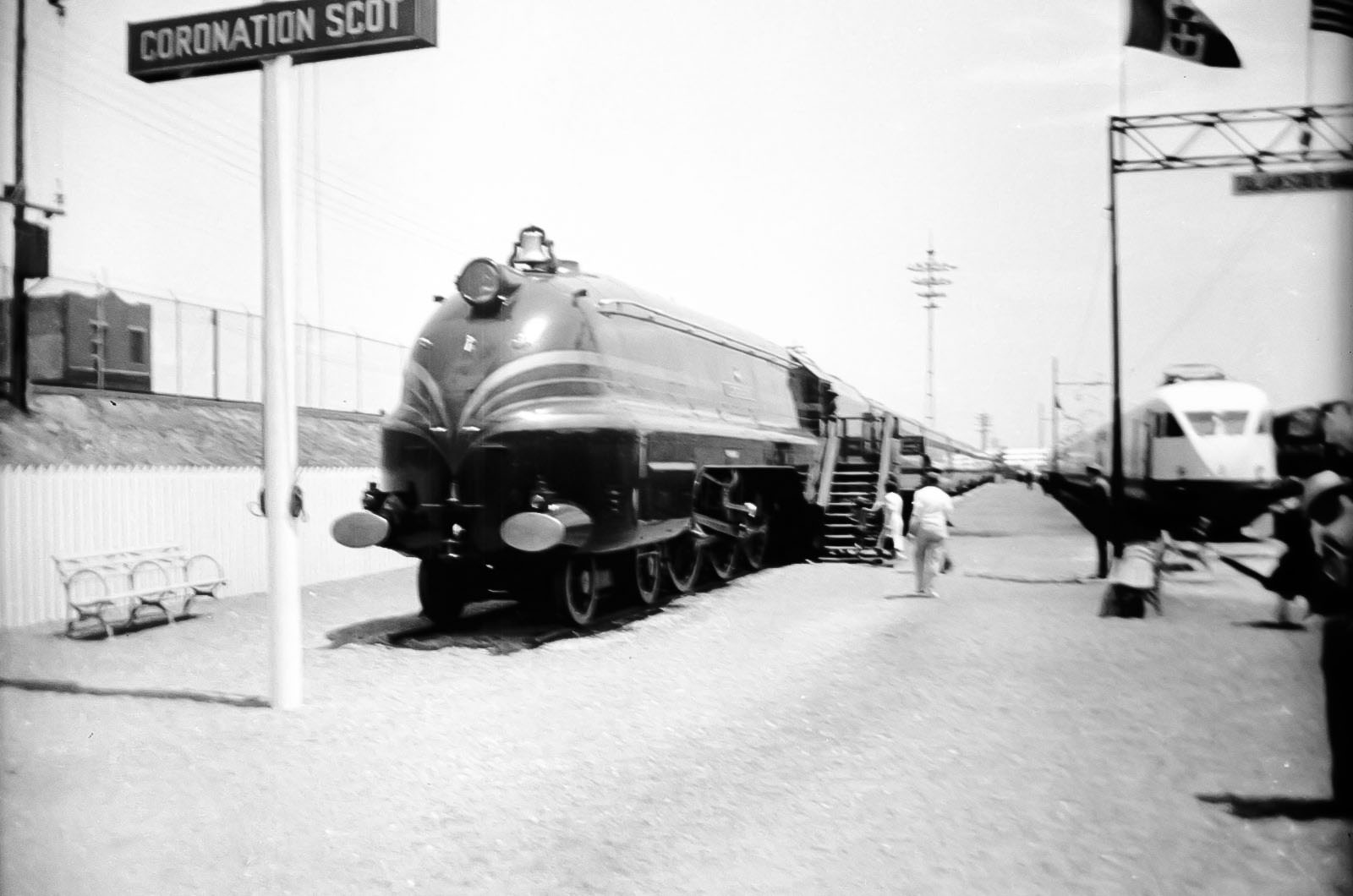 'Coronation' No.6220 Coronation - 183 km/h