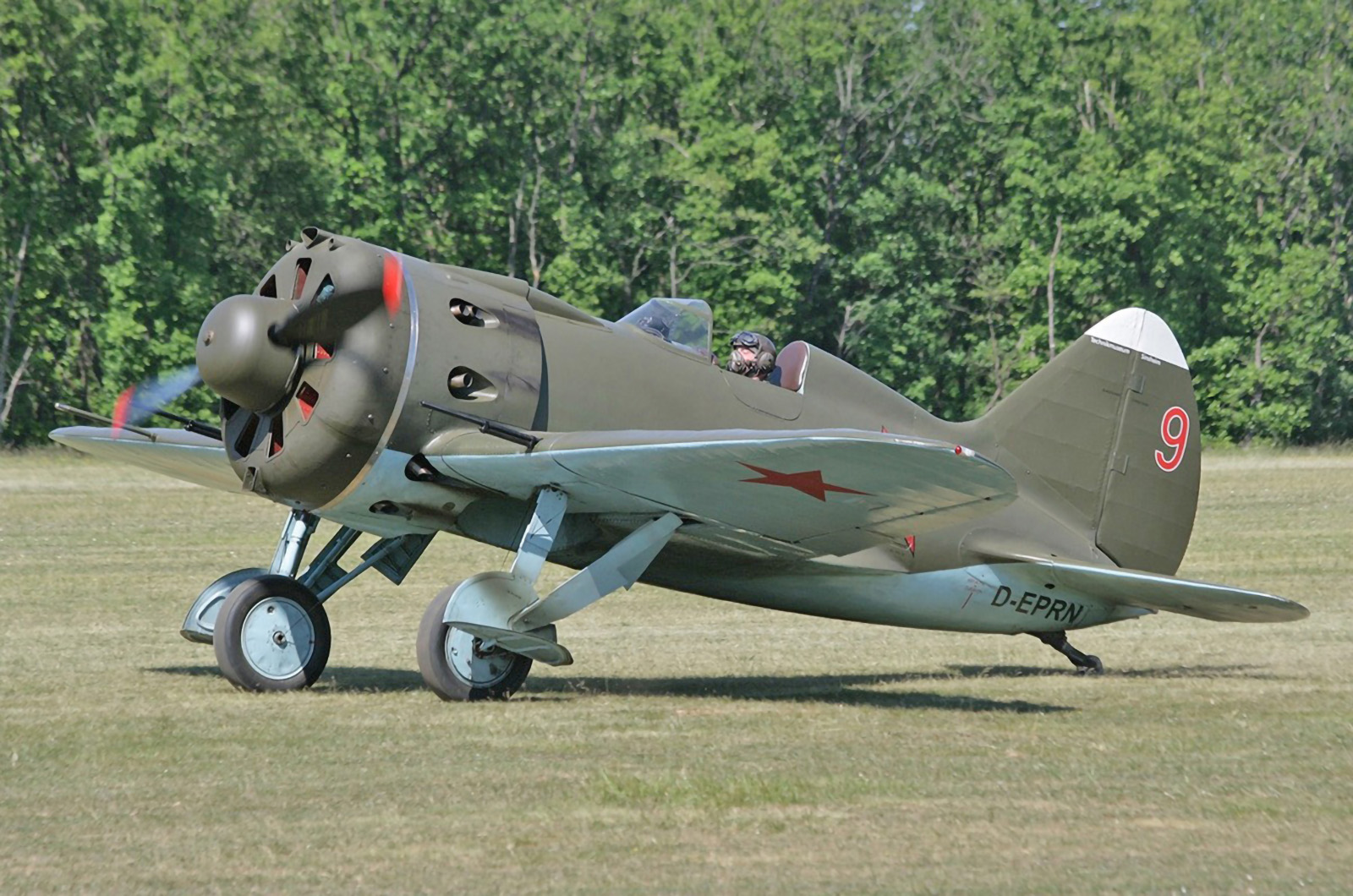 Polikarpov I-16