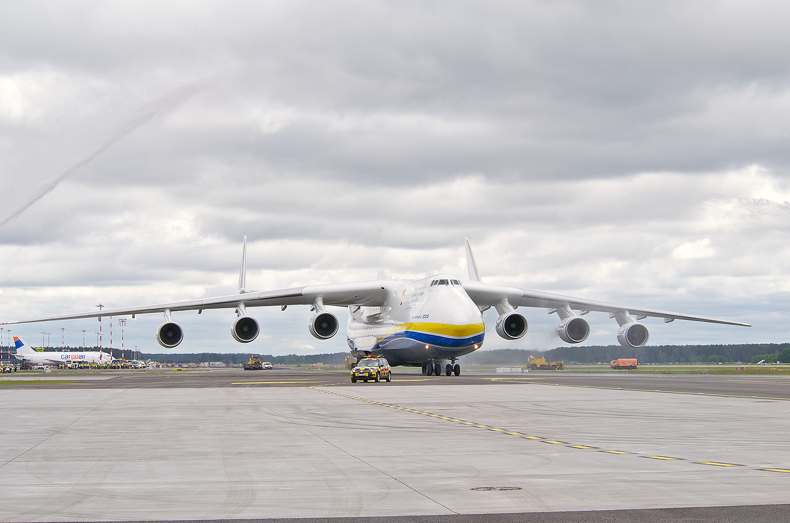  Antonov An-225 Mriya