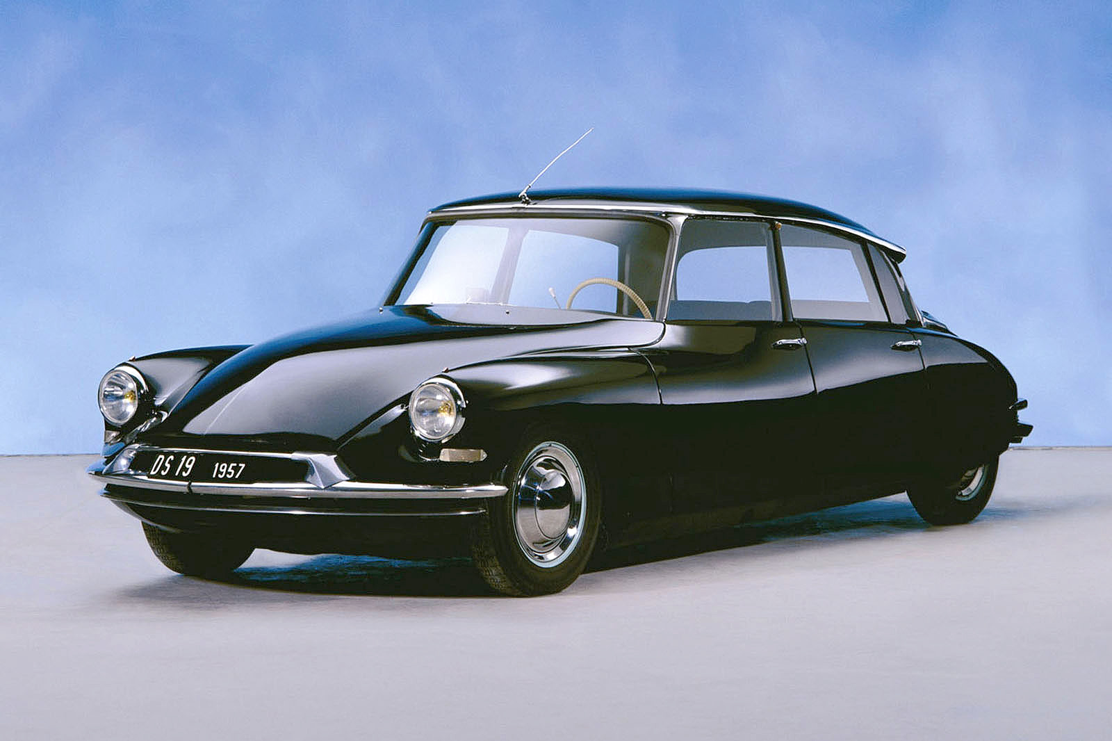  DS (1955)