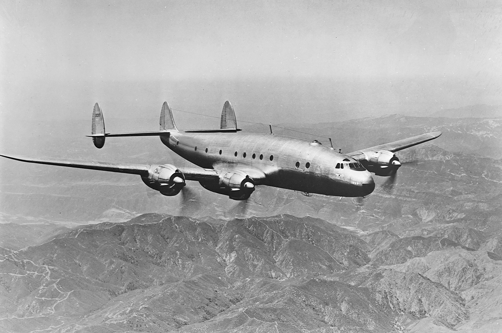 Lockheed C-69 Constellation