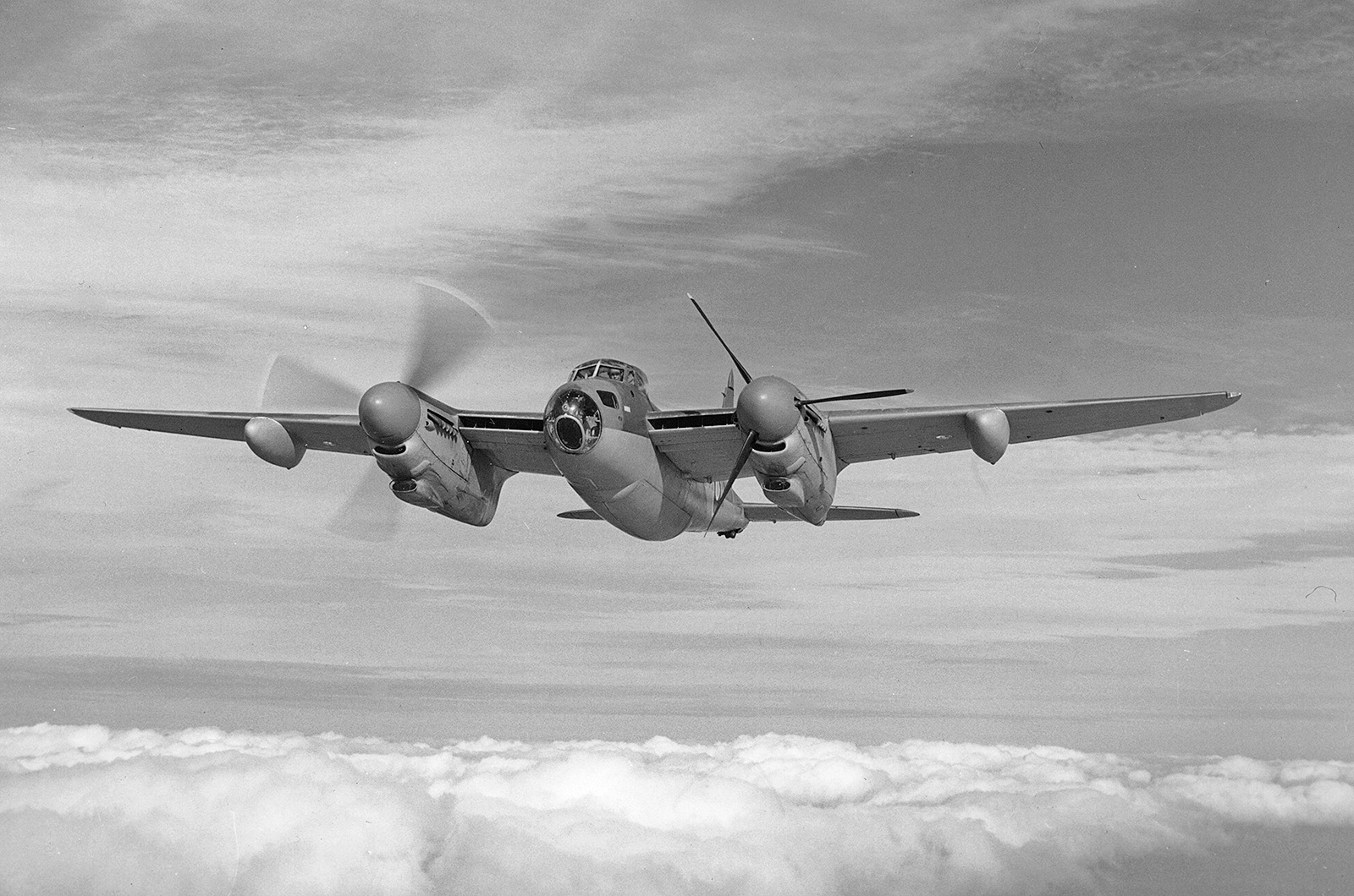  Mosquito B Mk XVI &ndash; 657 km/h