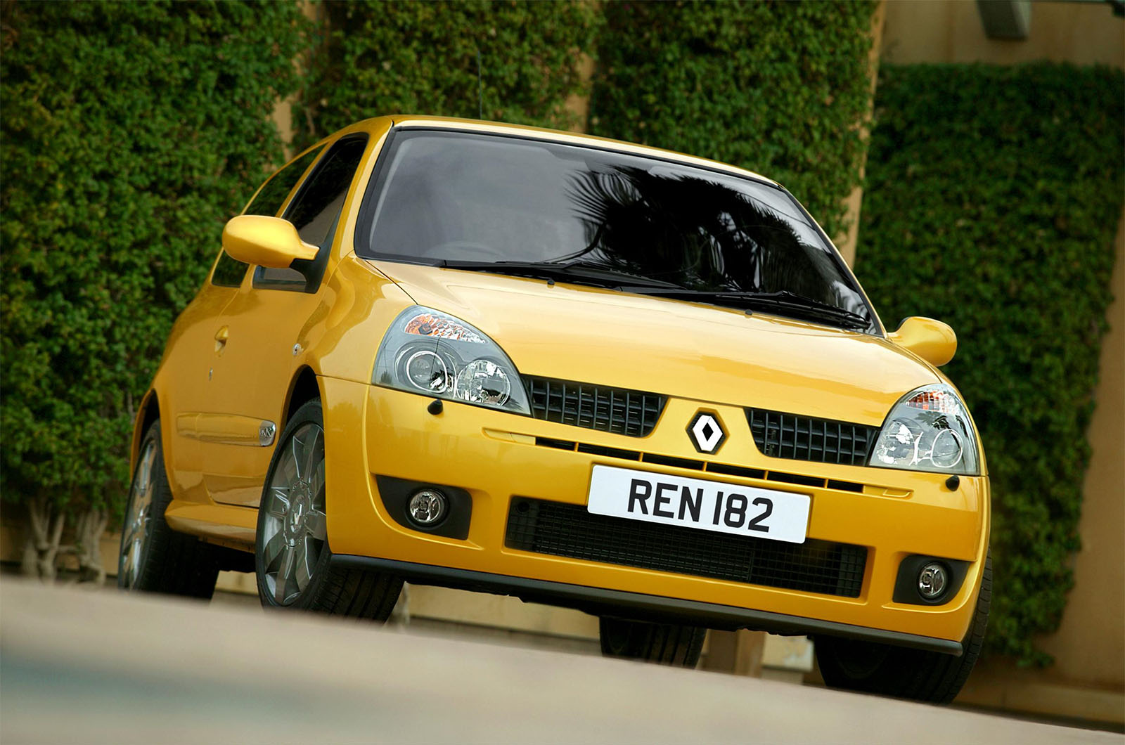  Renaultsport Clio 182 (2004)
