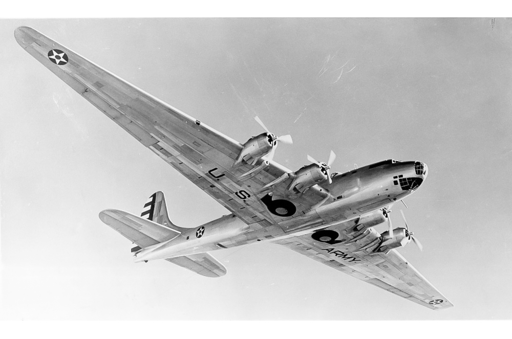  Douglas XB-19