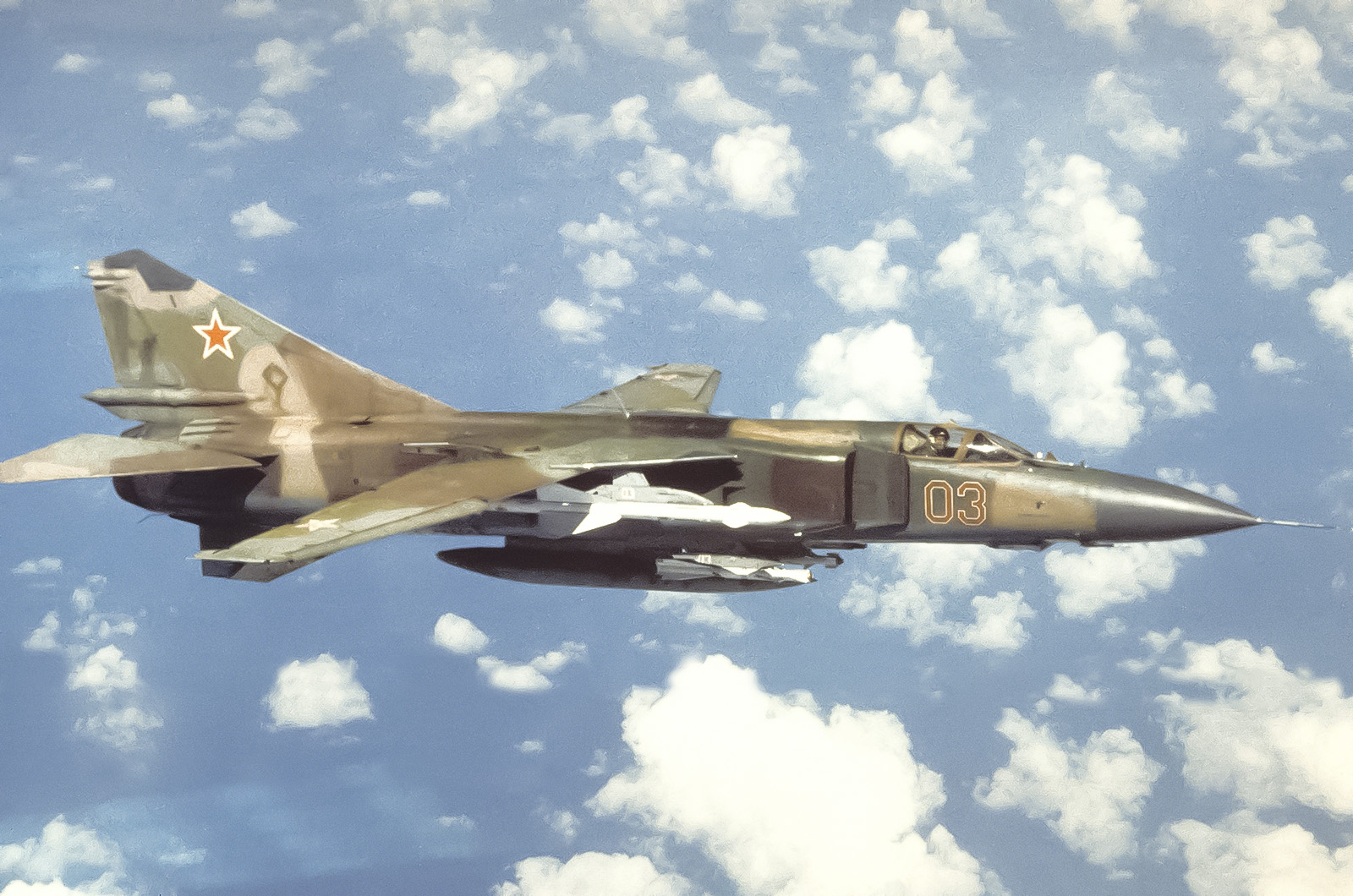  Mikoyan-Gurevich MiG-23 Flogger - Mach 2.6+ 