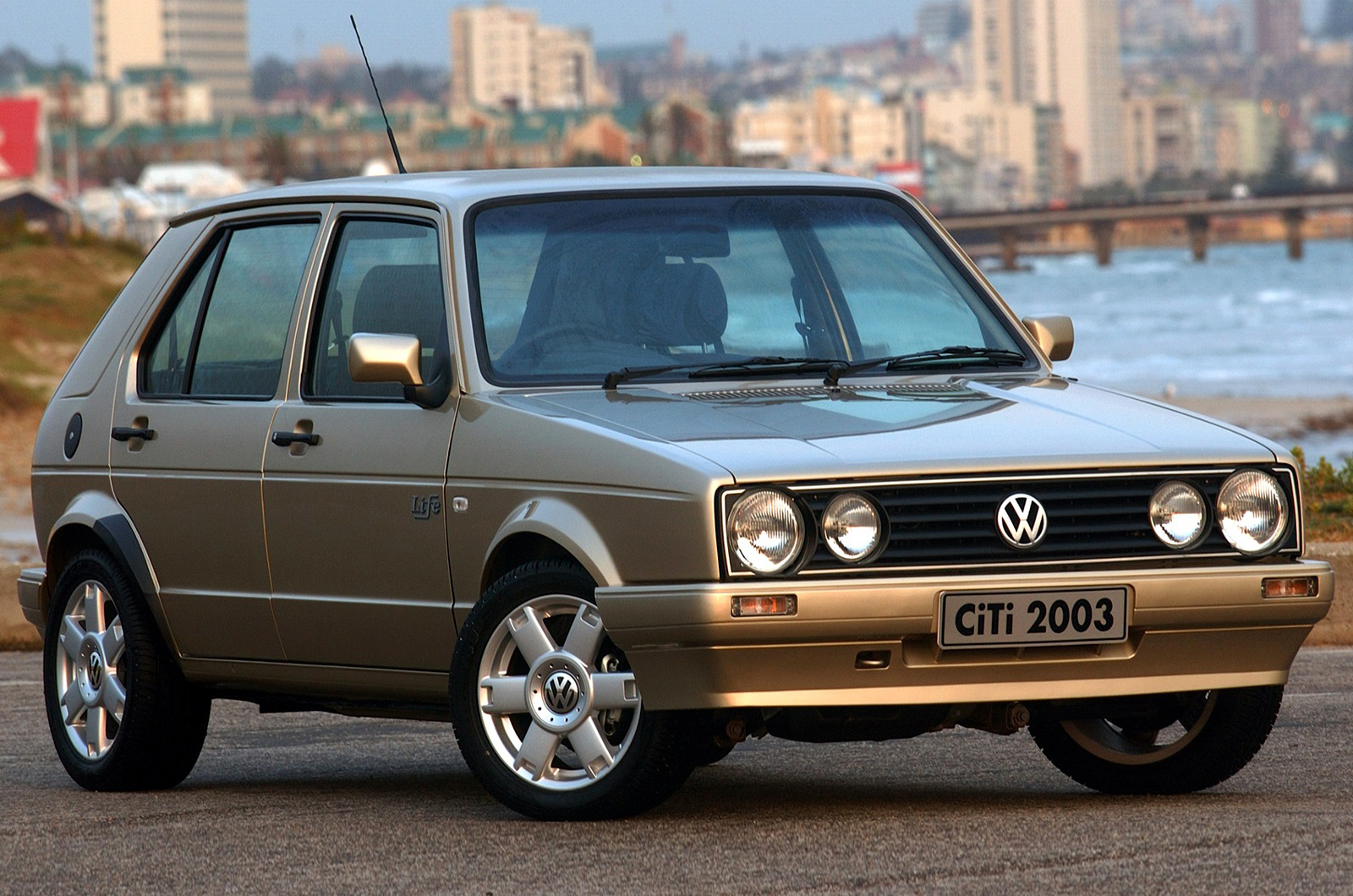 Volkswagen Golf (MK1, 1974-2009) &ndash; 35 YEARS