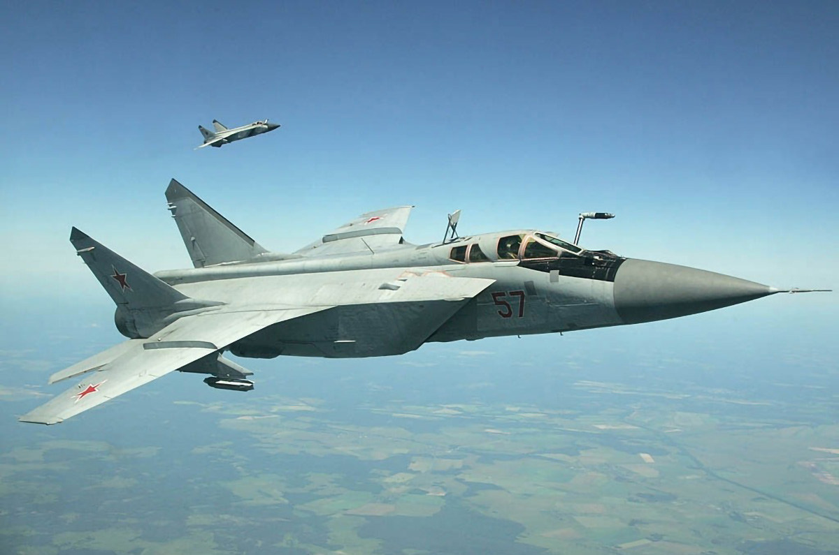  Mikoyan MiG-31 Foxhound &ndash; Mach 2.83