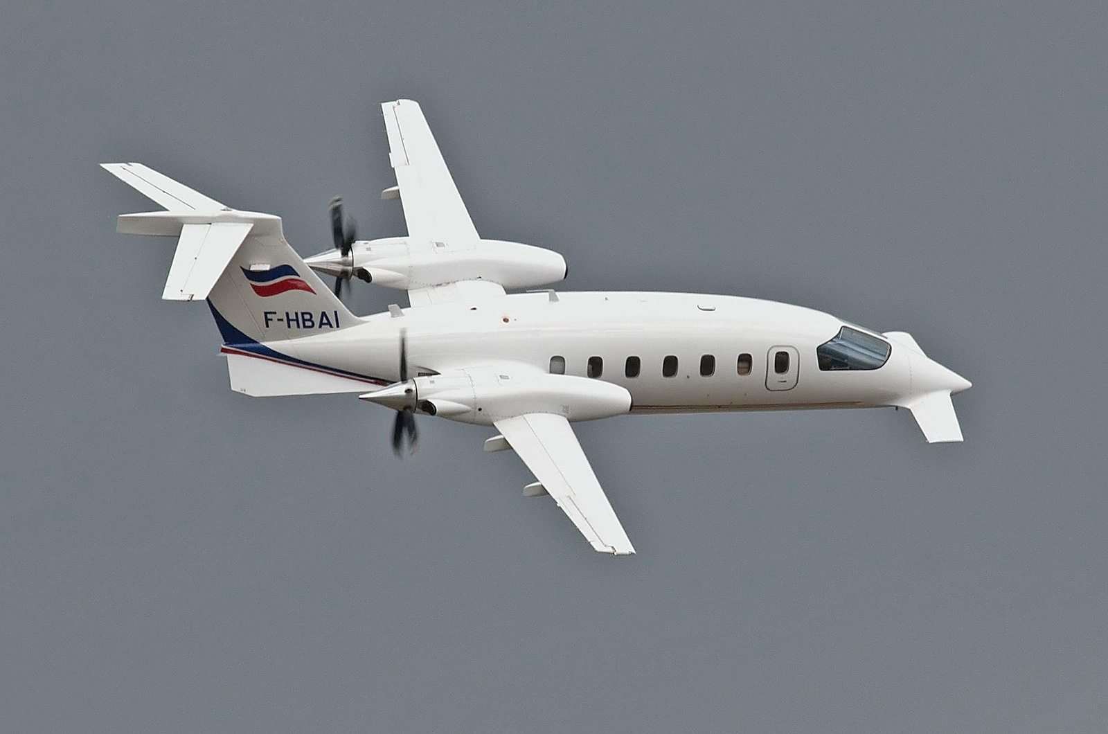  Piaggio P.180 Avanti