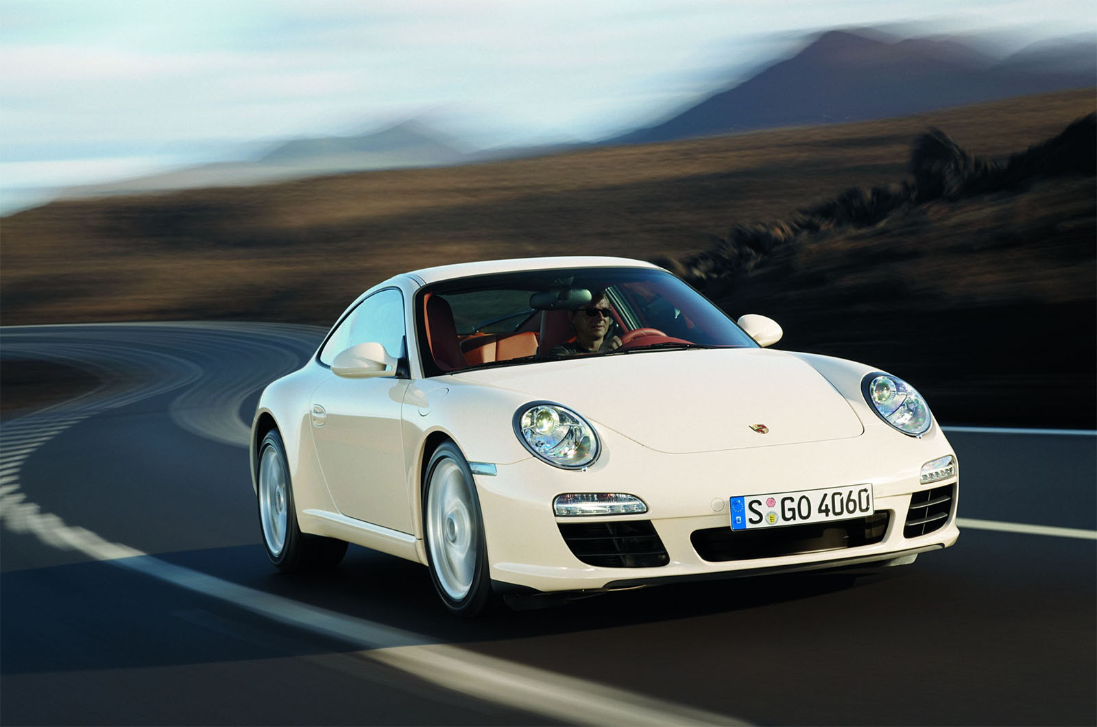 PORSCHE 911 CARRERA S 